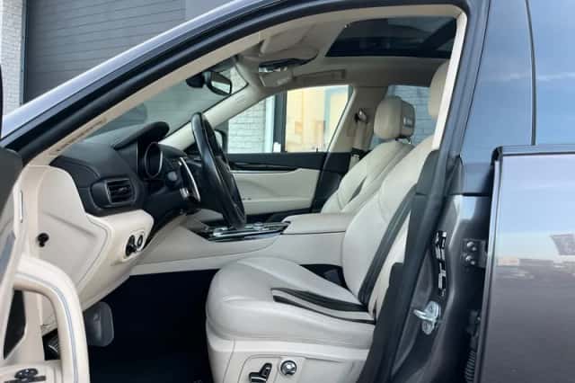 Maserati Levante (2018) thumbnail 5