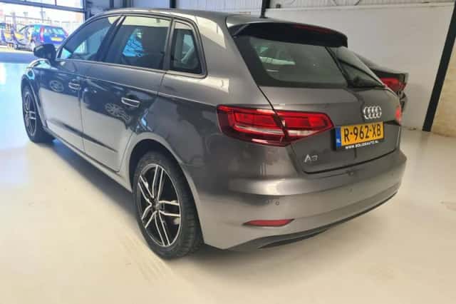 Audi A3 (2020) thumbnail 4