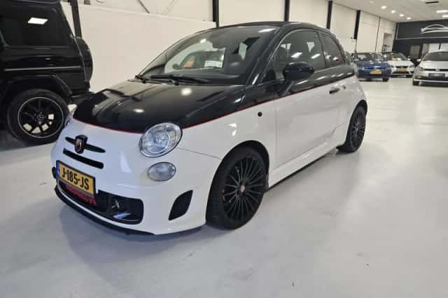 Fiat 500 (2011) thumbnail 2
