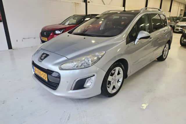 Peugeot 308 (2013) thumbnail 2