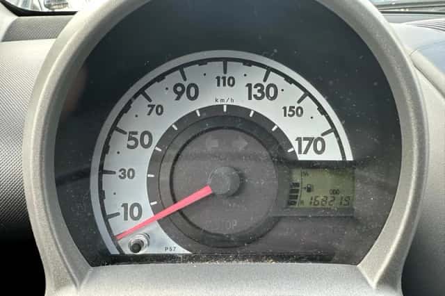 Toyota Aygo (2008) thumbnail 6