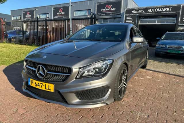 Mercedes-Benz CLA-Klasse (2016) thumbnail 1