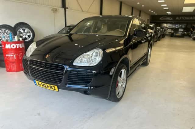 Porsche Cayenne (2006) thumbnail 1