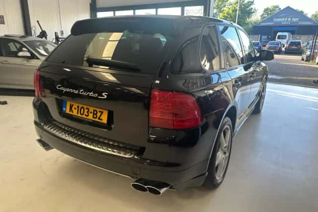 Porsche Cayenne (2006) thumbnail 4