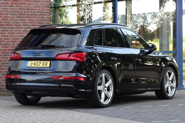 Audi Q5 (2019) thumbnail 2