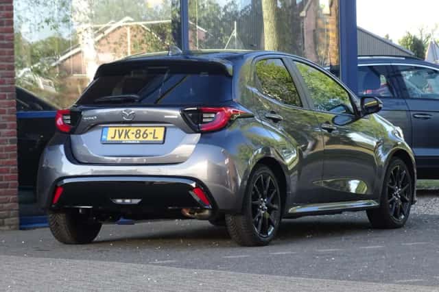 Mazda 2 (2024) thumbnail 3
