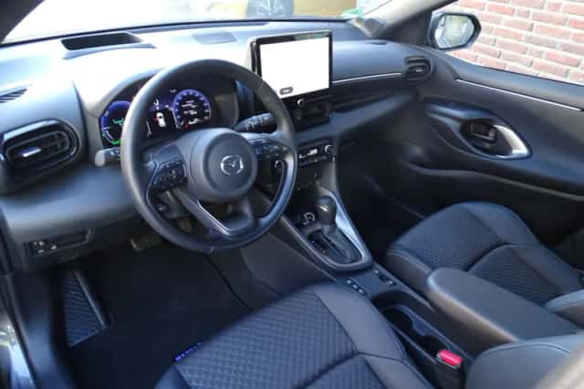 Mazda 2 (2024) thumbnail 4