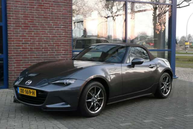 Mazda MX-5 (2019) thumbnail 5