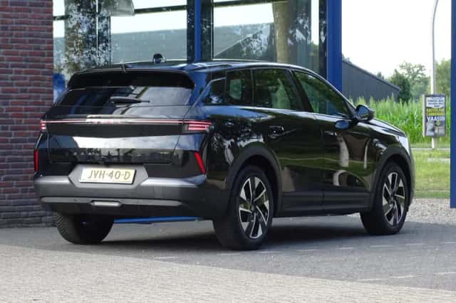 Opel Grandland (2025) thumbnail 3