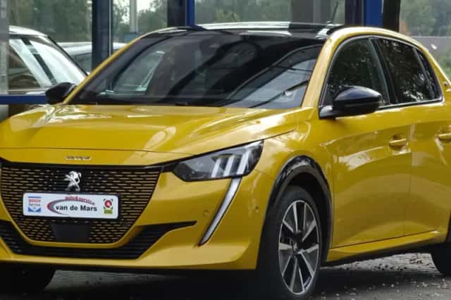 Peugeot e-208 (2022) thumbnail 1