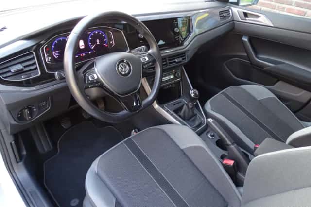 Volkswagen Polo (2018) thumbnail 6