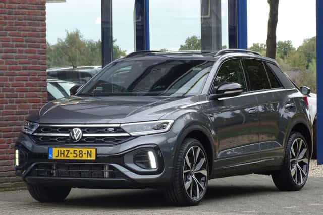 Volkswagen T-Roc (2025) thumbnail 2