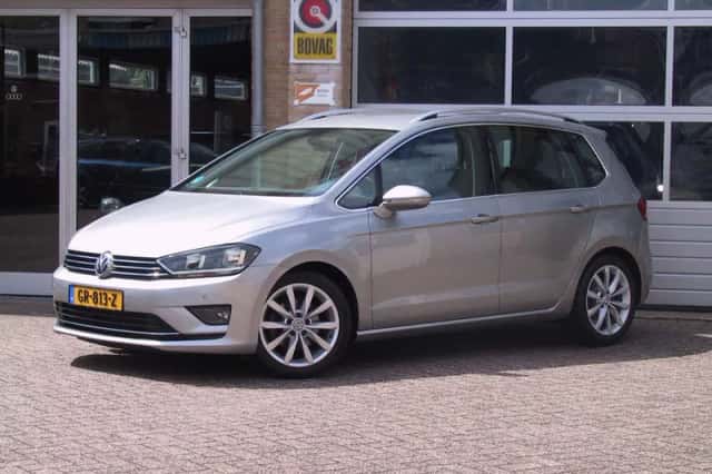 Volkswagen Golf Sportsvan (2015) thumbnail 1
