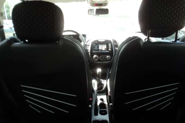 Renault Captur (2017) thumbnail 11