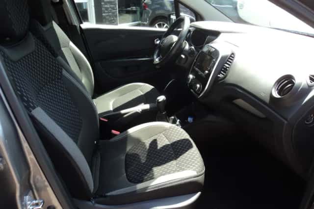Renault Captur (2017) thumbnail 14