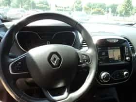 Renault Captur (2017) thumbnail 17