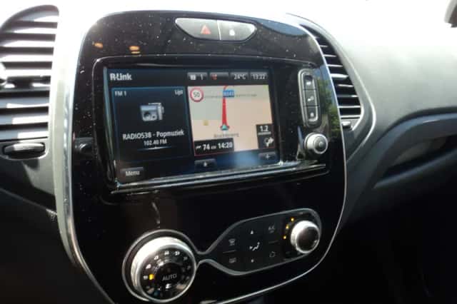 Renault Captur (2017) thumbnail 19