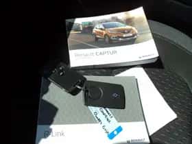 Renault Captur (2017) thumbnail 25