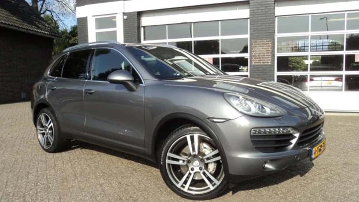 Porsche Cayenne (2010) — foto 1