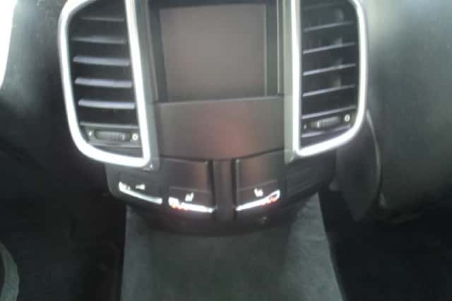 Porsche Cayenne (2010) thumbnail 21