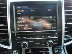 Porsche Cayenne (2010) thumbnail 33