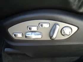 Porsche Cayenne (2010) thumbnail 39