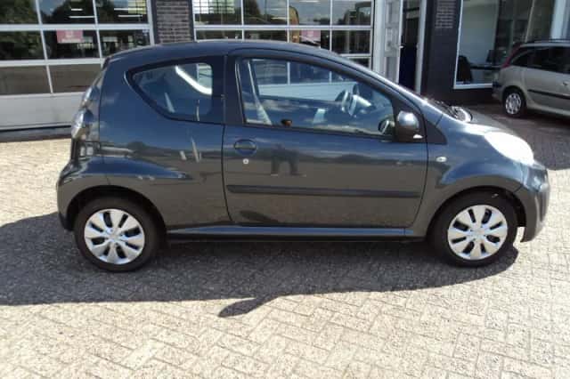 Citroën C1 (2012) thumbnail 9