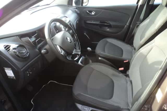 Renault Captur (2013) thumbnail 11
