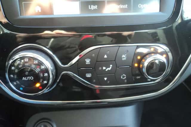 Renault Captur (2013) thumbnail 18