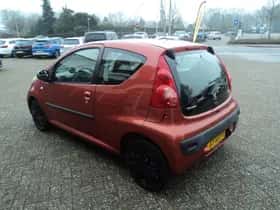 Peugeot 107 (2009) thumbnail 6