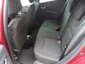 Renault Clio (2016) thumbnail 12