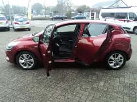 Renault Clio (2016) thumbnail 10
