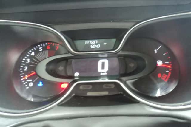 Renault Captur (2017) thumbnail 14