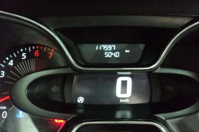 Renault Captur (2017) thumbnail 15