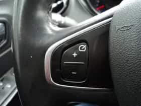 Renault Captur (2017) thumbnail 17