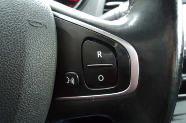 Renault Captur (2017) thumbnail 18