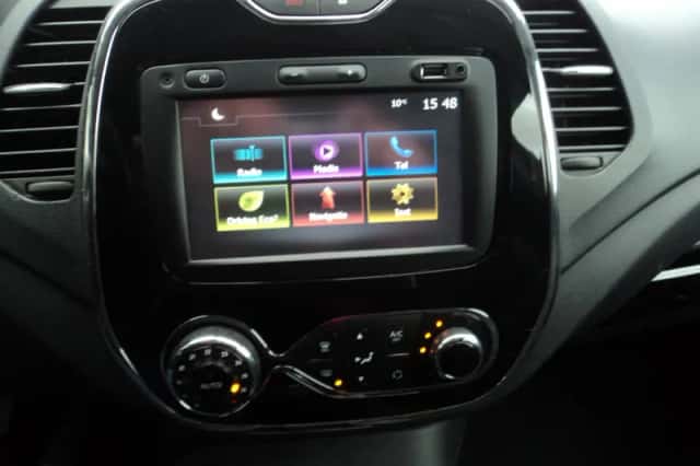 Renault Captur (2017) thumbnail 20