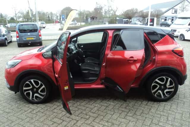 Renault Captur (2017) thumbnail 10