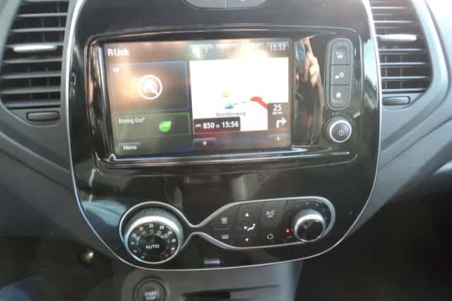 Renault Captur (2018) thumbnail 21