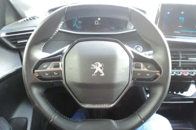 Peugeot 208 (2021) thumbnail 14