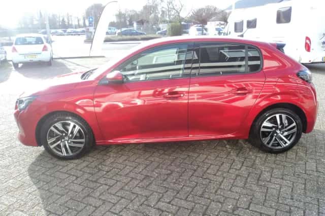 Peugeot 208 (2021) thumbnail 5