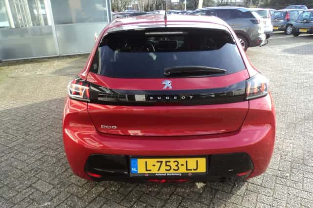 Peugeot 208 (2021) thumbnail 7