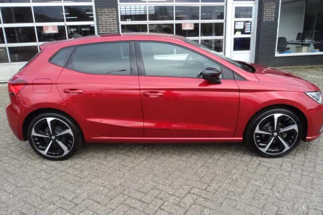 SEAT Ibiza (2022) thumbnail 9