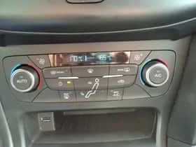 Ford Focus (2017) thumbnail 23