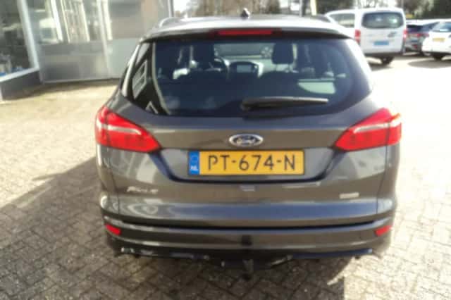 Ford Focus (2017) thumbnail 7