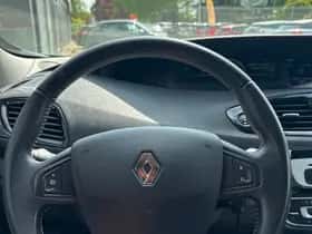 Renault Scénic (2014) thumbnail 13