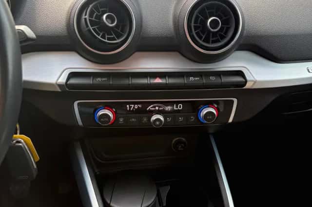 Audi Q2 (2018) thumbnail 18