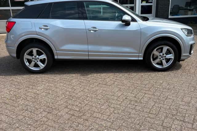 Audi Q2 (2018) thumbnail 9