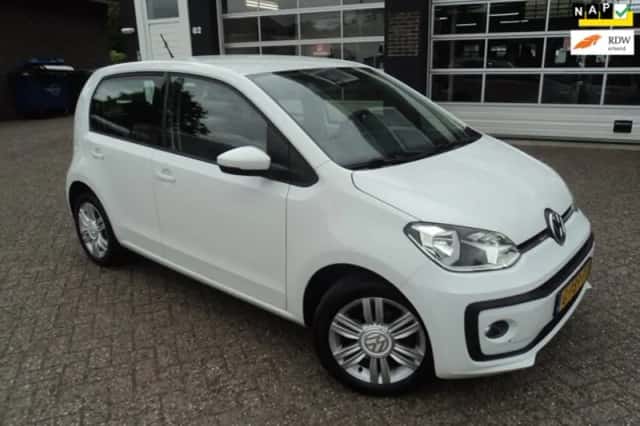 Volkswagen Up! (2019) thumbnail 1