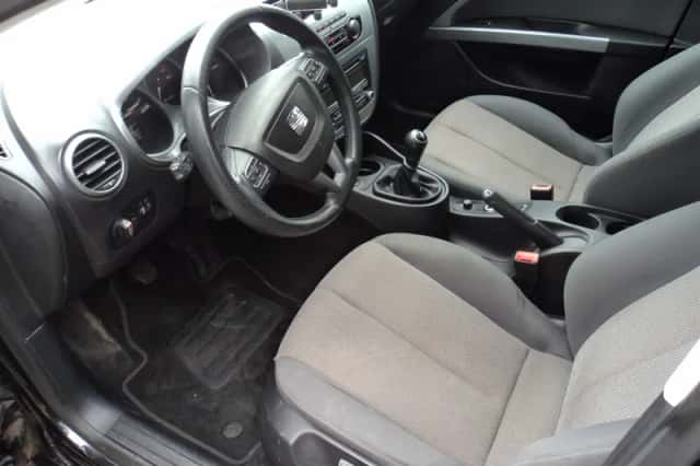 SEAT Leon (2010) thumbnail 11